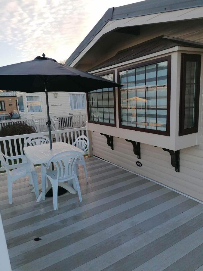 Cornwall Cornwall-Chapmanswell Caravan Holiday Park A30 B&B Bed And Breakfast #41 ローンソン エクステリア 写真