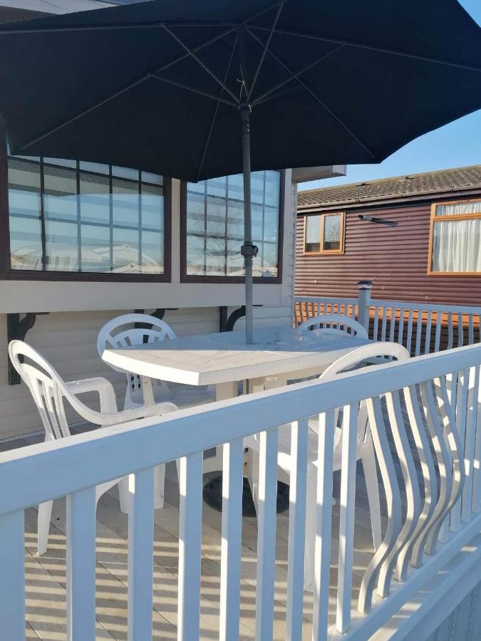 Cornwall Cornwall-Chapmanswell Caravan Holiday Park A30 B&B Bed And Breakfast #41 ローンソン エクステリア 写真