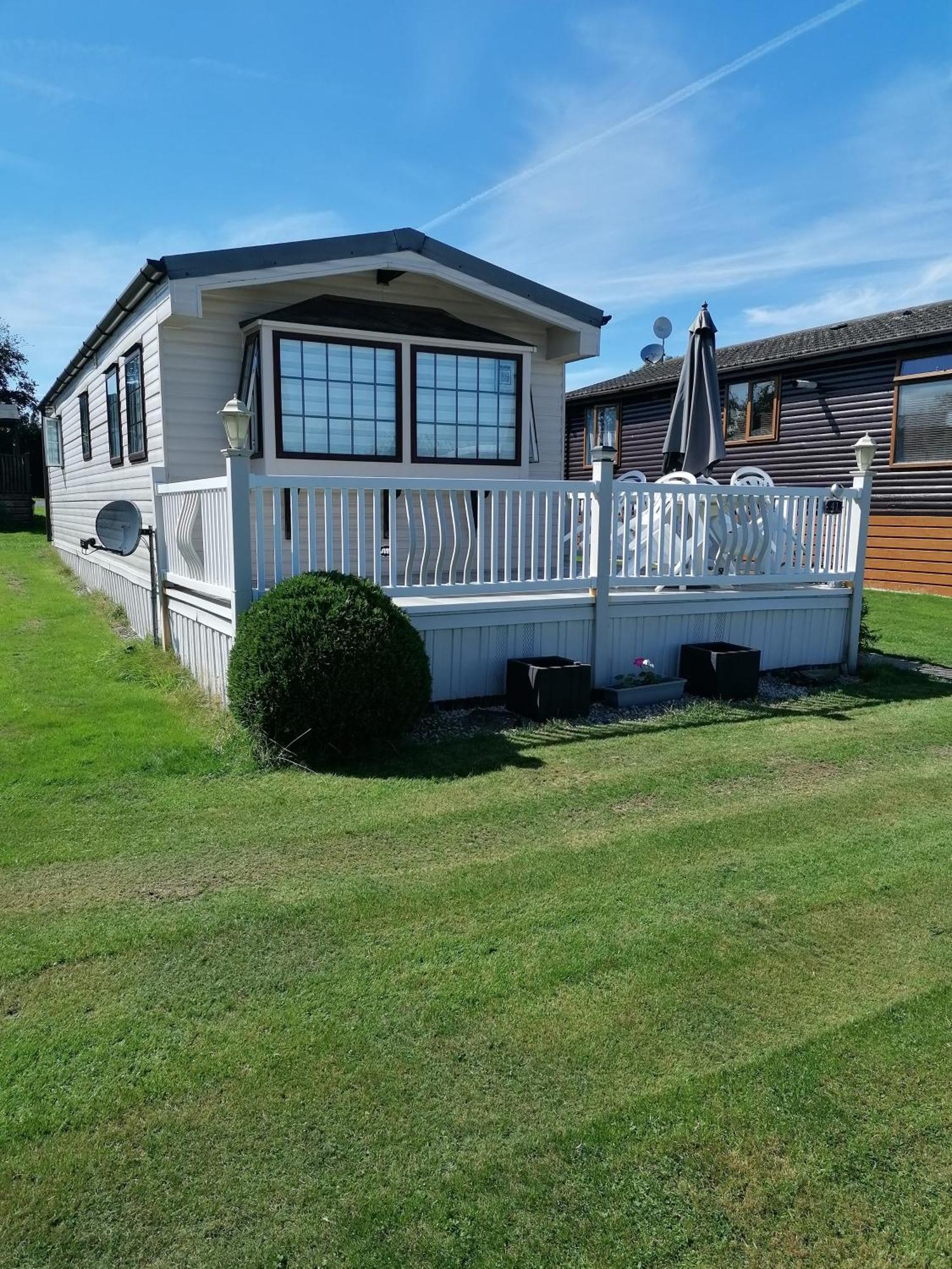 Cornwall Cornwall-Chapmanswell Caravan Holiday Park A30 B&B Bed And Breakfast #41 ローンソン 部屋 写真